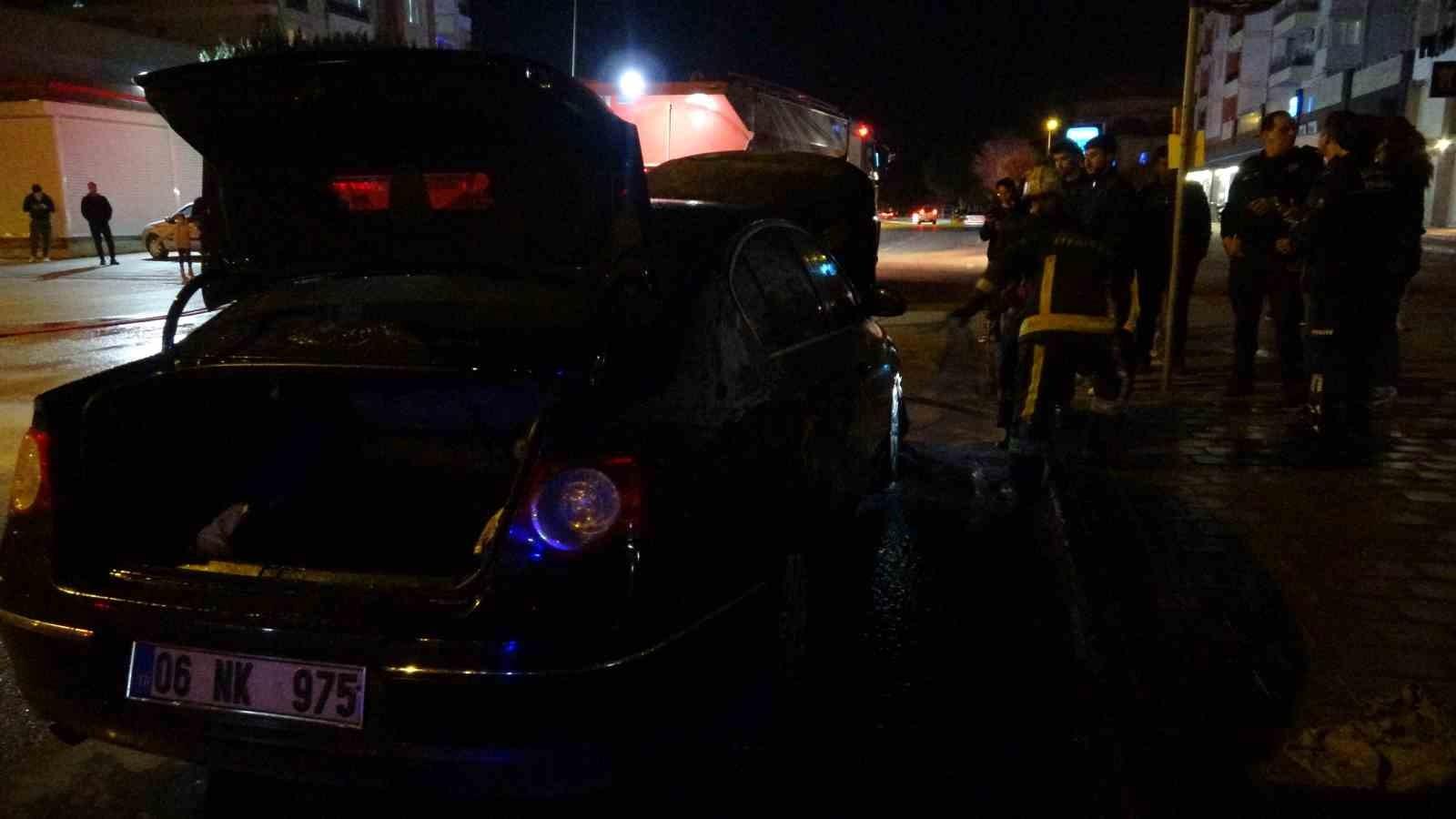 Seyir Halindeki Araç Alev Aldı - Antalya Akış Haber Görseli